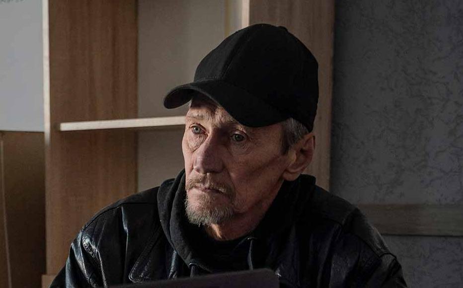 The investigator records the details of the death of Victor Sytnyk's mother. By the time Viktor had arranged the funeral and returned to the morgue, his mother’s body was gone. He was told that a team organised by the occupation authorities had already taken it to the cemetery.