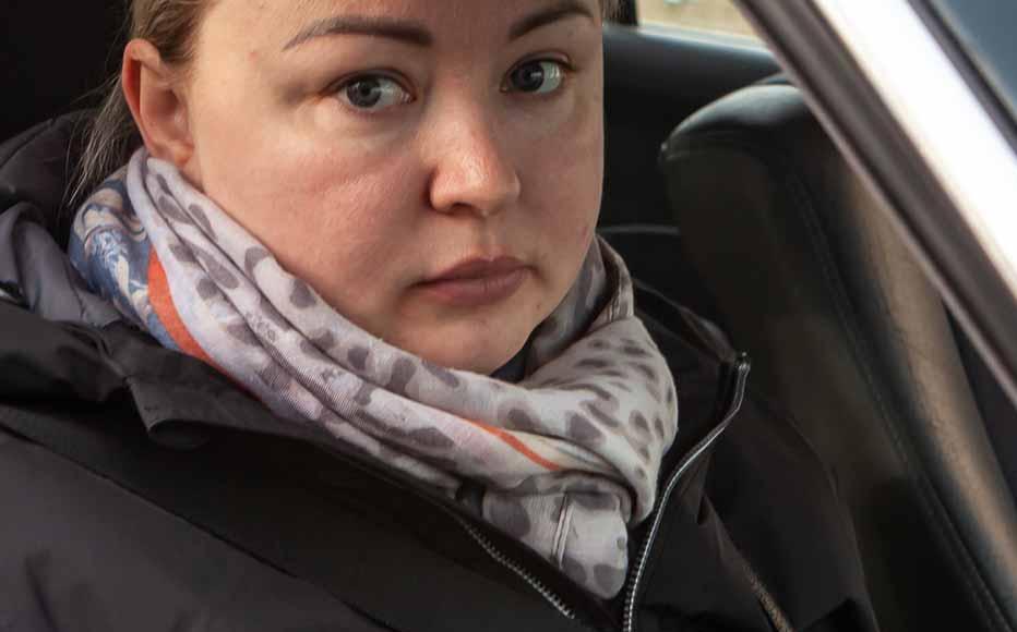 Anna Kamenkova has been working in Italy for several years but returned to Kyiv for medical treatment and was in hospital when the invasion began. She moved to the basement of a friend’s house and then managed to reach Lviv. The 37-year-old chef is heading back to Italy with 22-year-old Anastasia Gotsulyak. Anna Kamenkova has been working in Italy for several years but returned to Kyiv for medical treatment and was in hospital when the invasion began. She moved to the basement of a friend’s house and then managed to reach Lviv. The 37-year-old chef is heading back to Italy with 22-year-old Anastasia Gotsulyak.