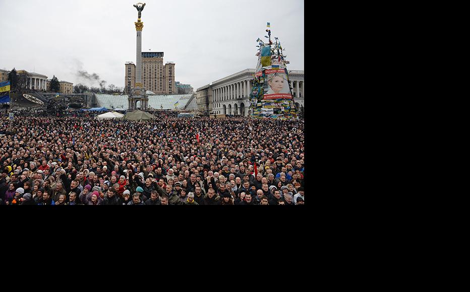 Anti-government demonstrators in Independence square February 22, 2014 in Kiev, Ukraine. (Photo: Jeff J Mitchell/Getty)