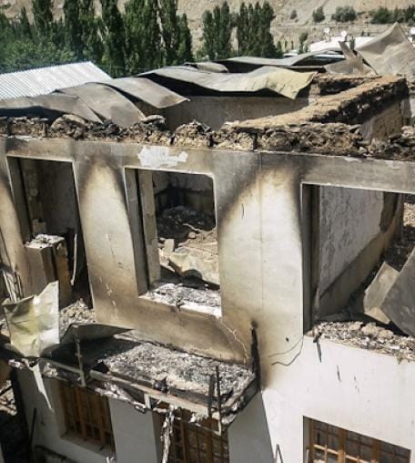 Wreckage of a building in Khorog destroyed in fighting between government forces and rebels. (Photo: IWPR)
