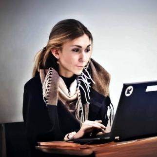 Ukrainian prosecutors report that young journalist Viktoriia Roshchyna's remains, returned from Russian captivity, bore evident signs of torture before her death.