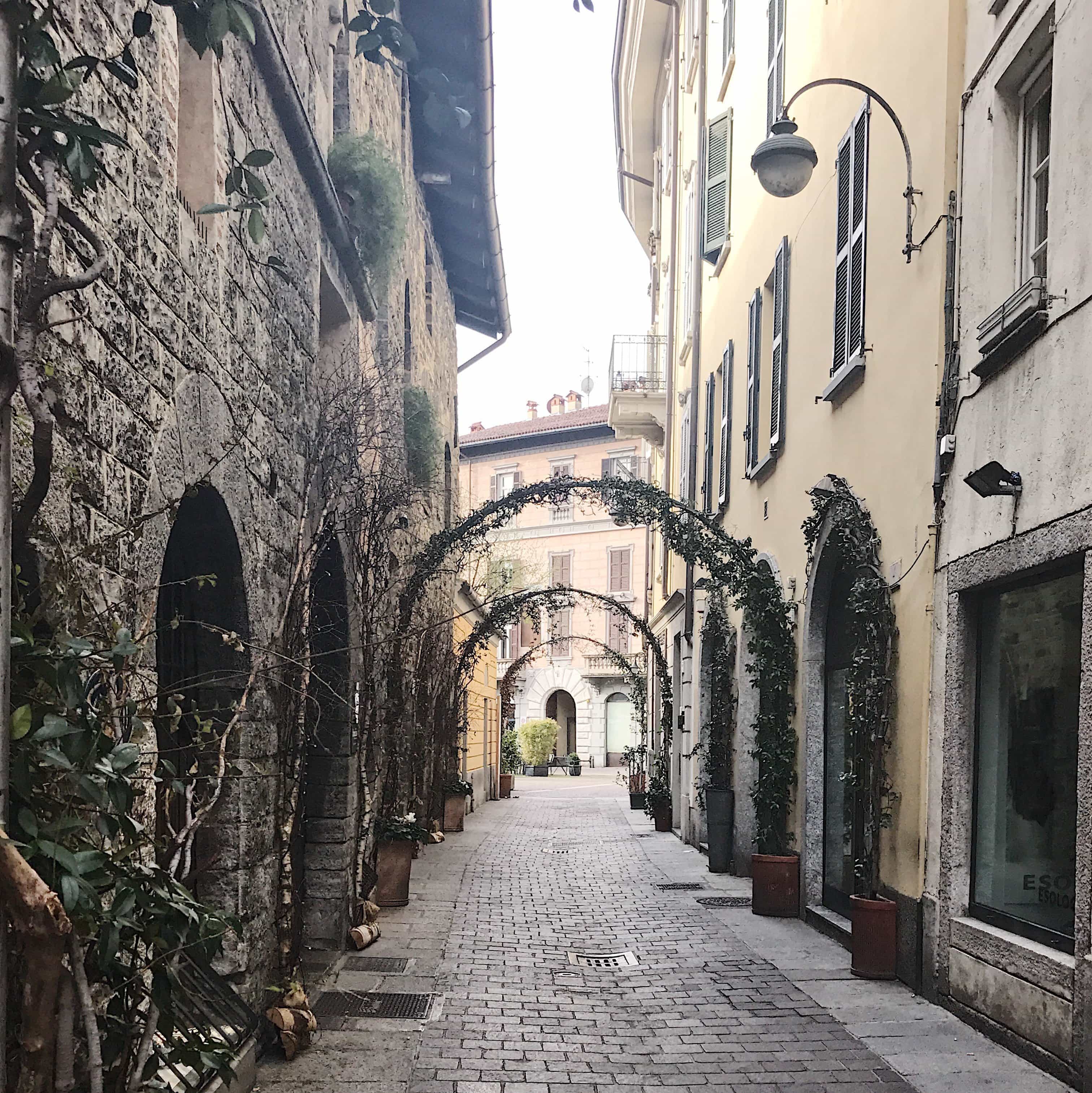 Altstadt Como Laubengang