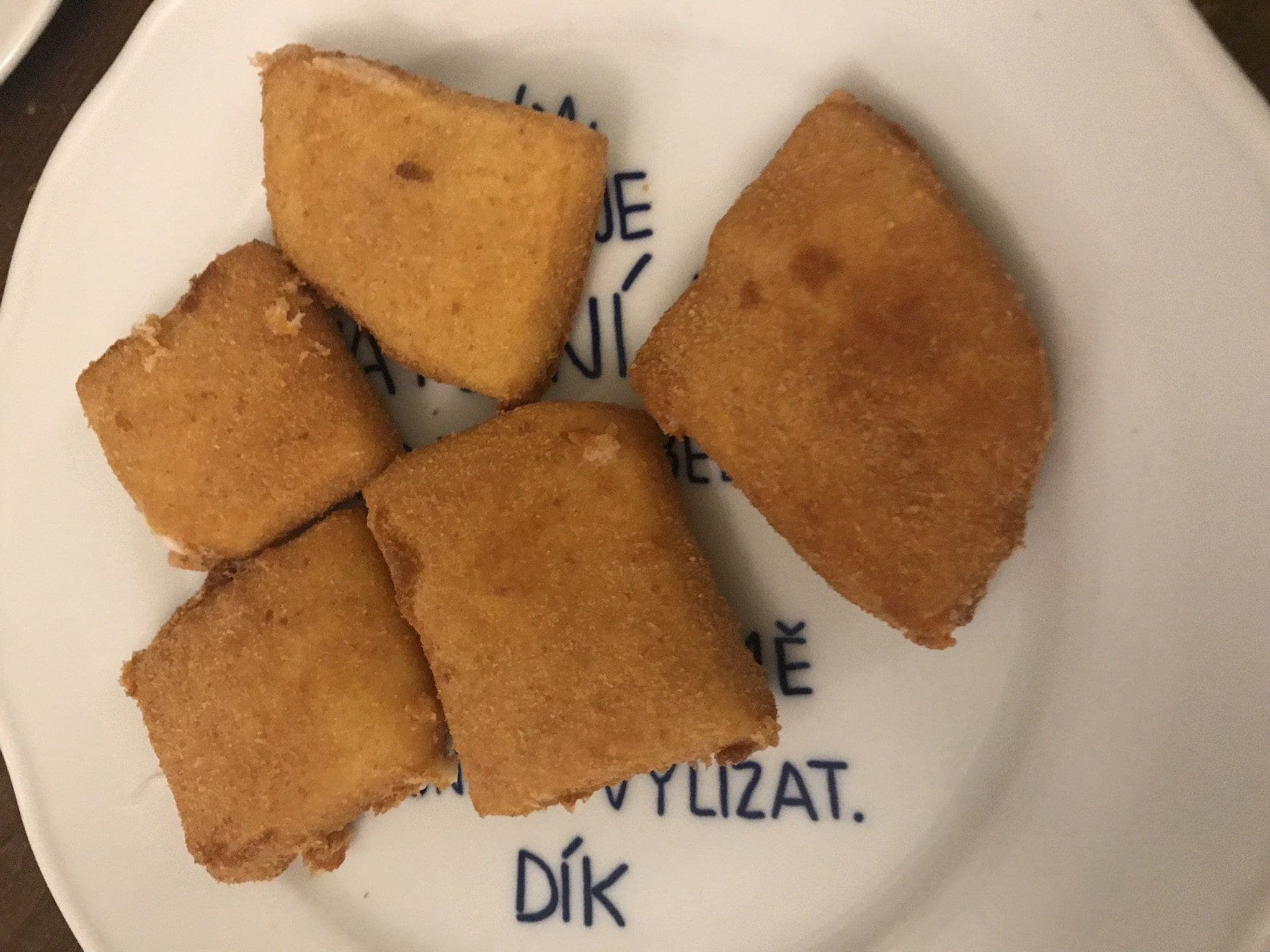 Taste of Prague gebratener Käse im Lokal Dlouha