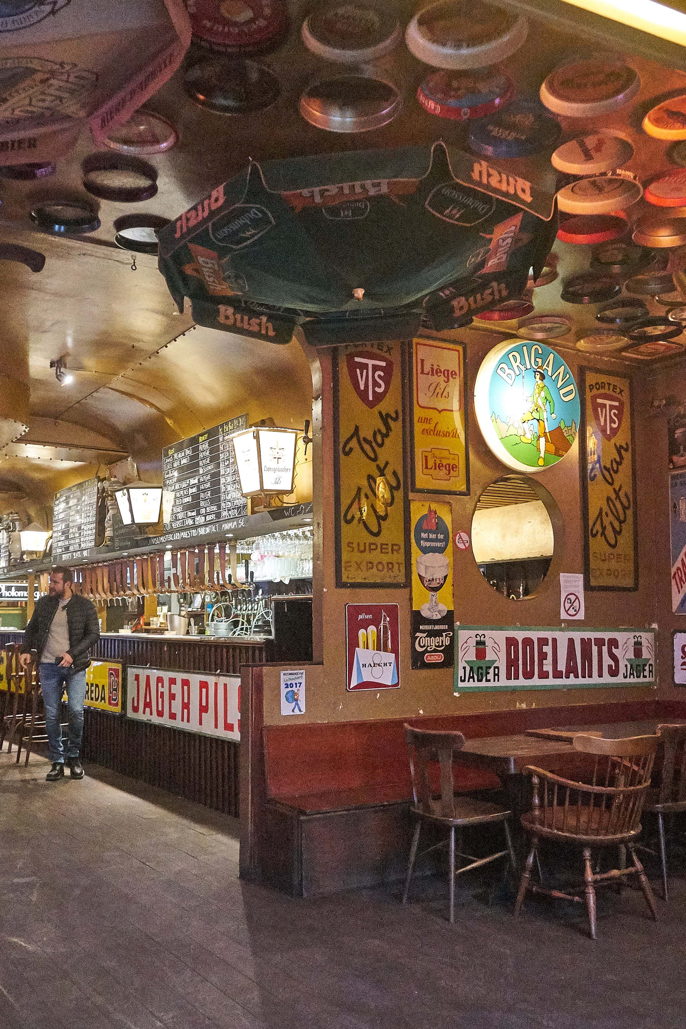 Bierkeller Delierium, 2700 Biersorten