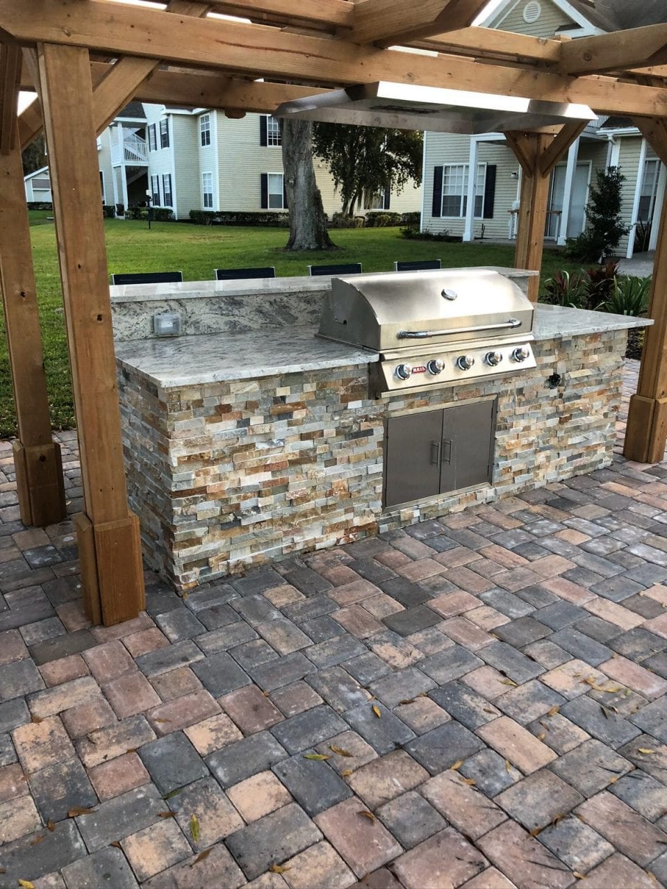 Outdoor kitchen Florida