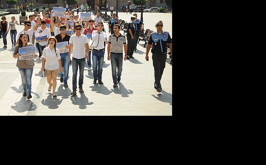 A student protest against higher university fees in Armenia. (Photo: Hetq online)