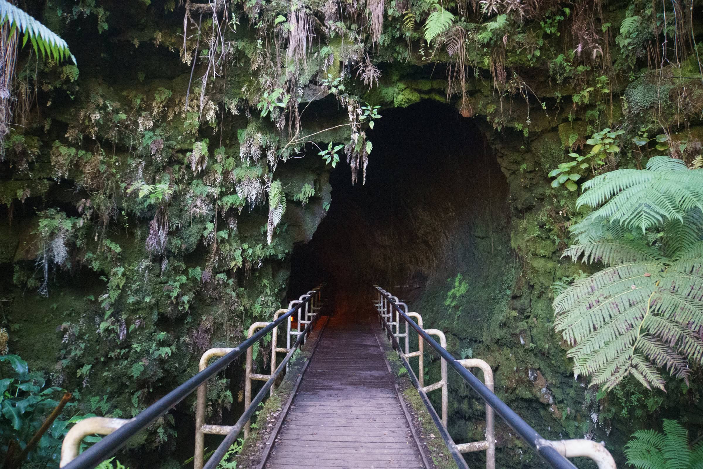 Eingang zum natürlichen Tunnel