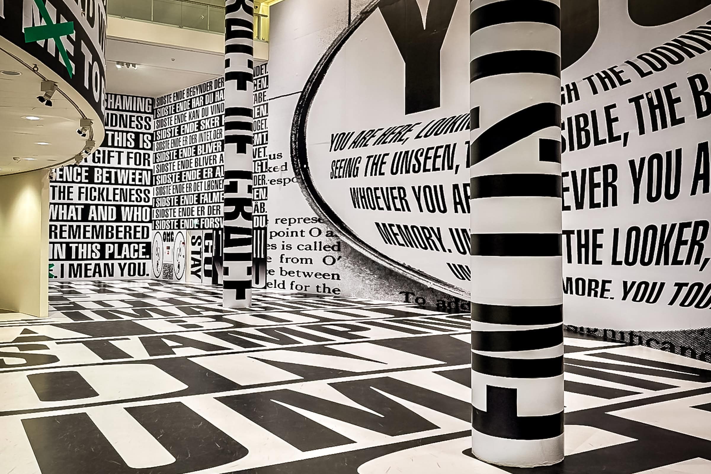Ausstellung von Barbara Kruger