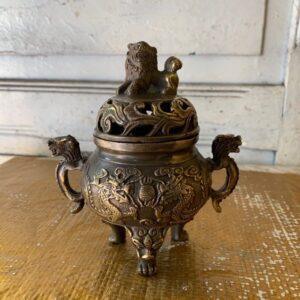 Lư Đồng Xông Trầm Nhiều Mẫu