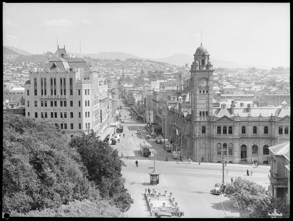 A black and white photo of an aerial view of Hobart Elizabeth street