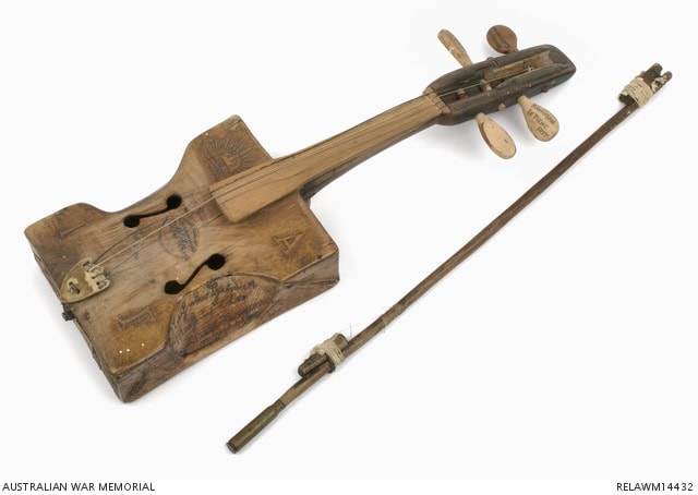 An old violin 