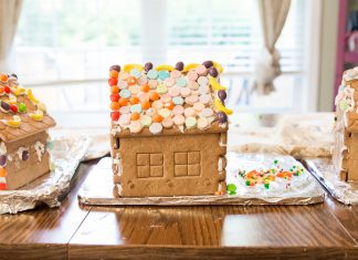 How To Host A Stress-free Gingerbread House Party