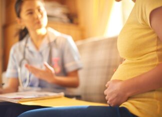 what does a midwife do