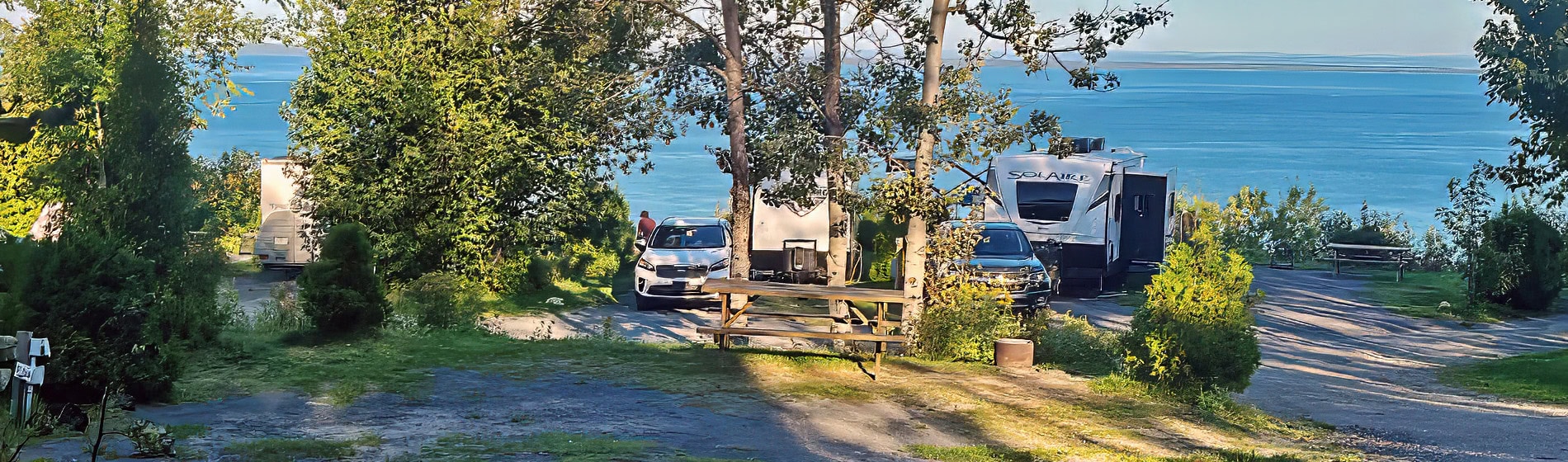 falaise-sur-mer-camping Location de terrain de camping pour toute la famille