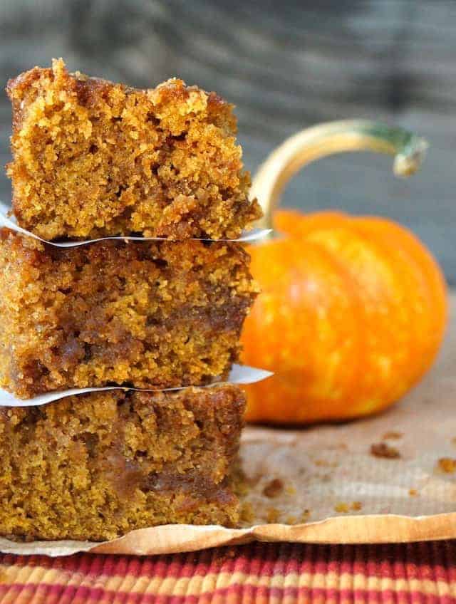 Pumpkin-Chai-Spiced-Caramel-Coffee-Cake-1