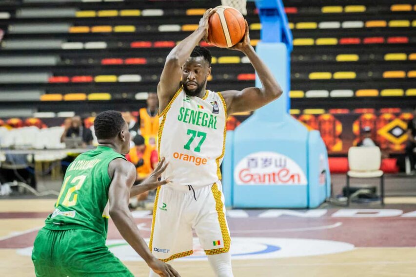 AfroBasket 2025 – Au bout du suspense, le Sénégal renverse le Mali et sécurise la 2ᵉ place du groupe D ! - wiwsport