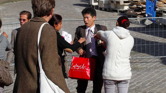 How To Avoid Pickpockets In Europe — Tips For Outsmarting The Thieves