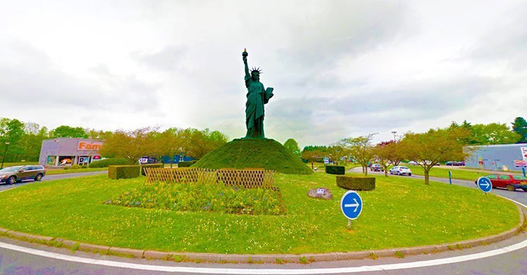 Where To Find 35 Statue Of Liberty Replicas Copies In France Liberty statue explore paris cabinet world travel beautiful mediterranean sea. statue of liberty replicas