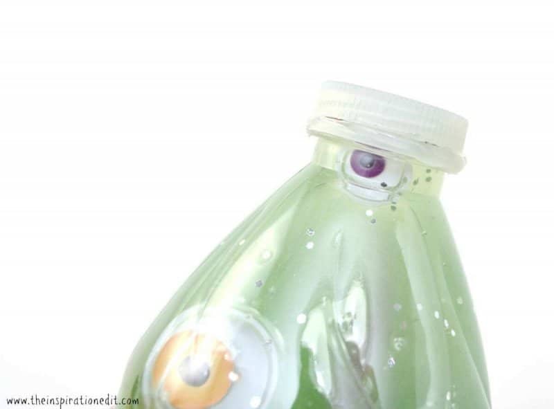 halloween sensory bottle idea