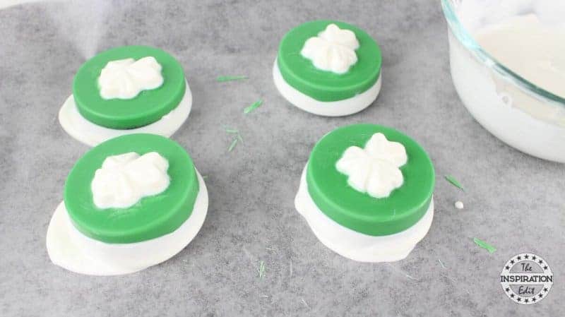 Shamrock Oreo Cookies.