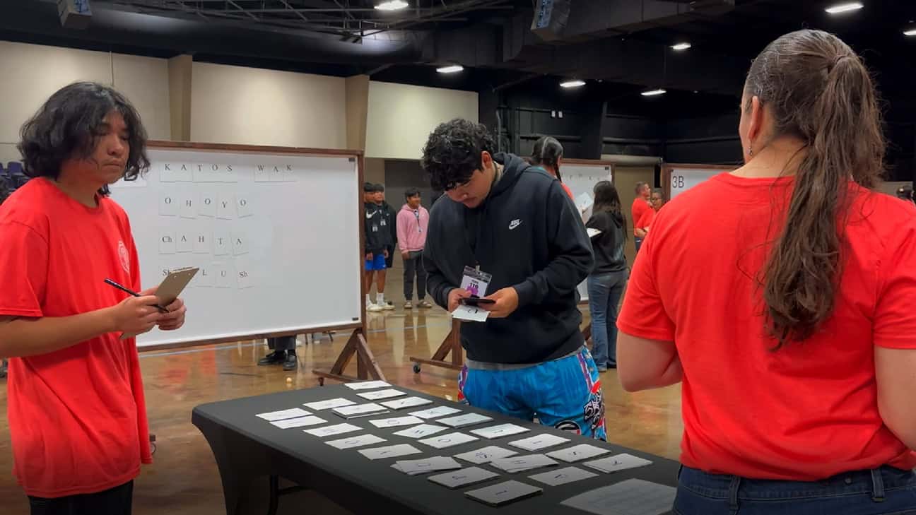 Choctaw quiz bowl participants