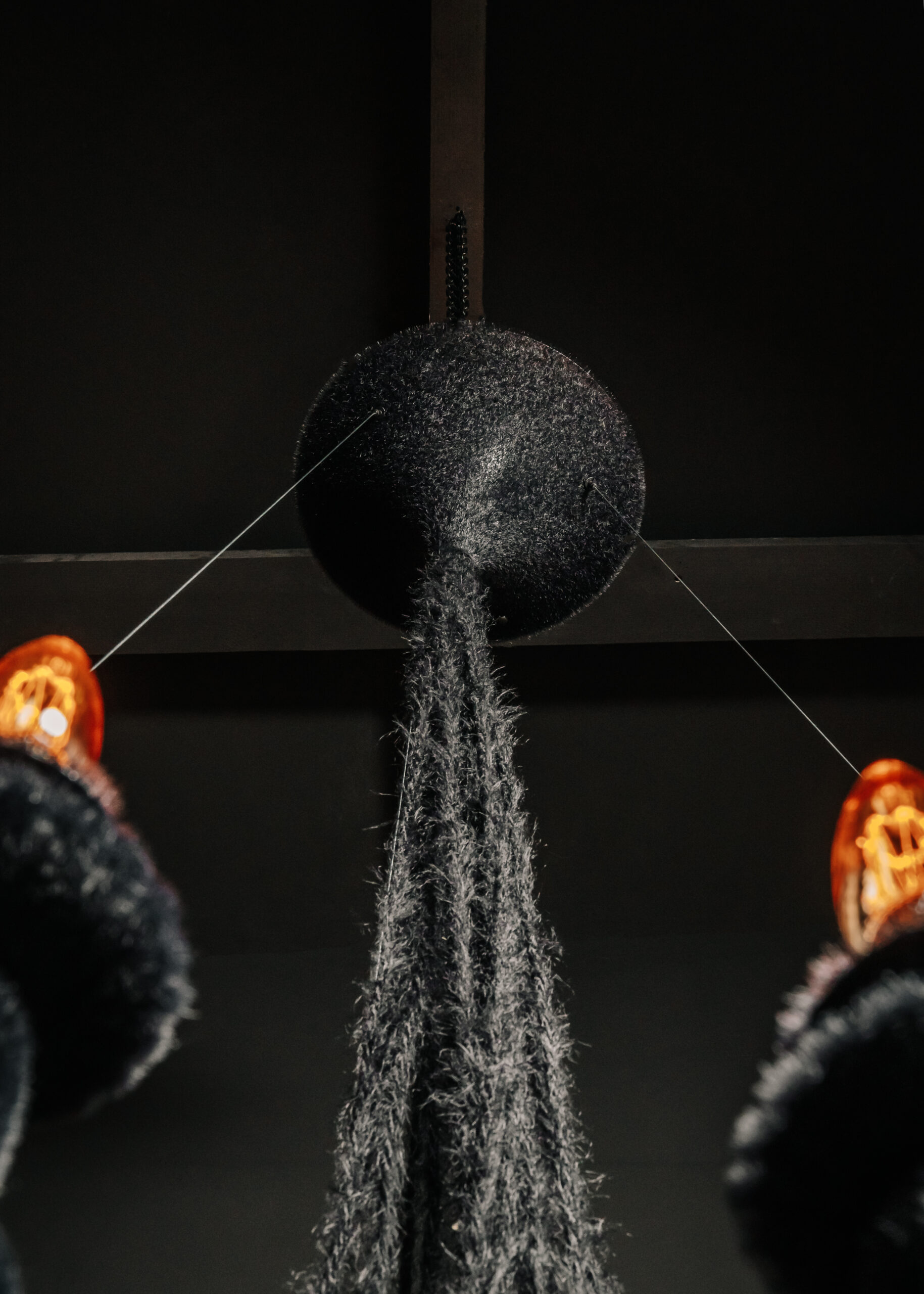 Dracula Chandelier - obrazek 10