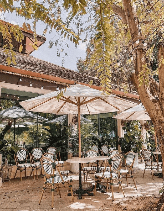 Ultimate Guide of Fort Canning Park Singapore: Explore the Historic Landmark 31 Le Jardin Restaurant, Fort Canning