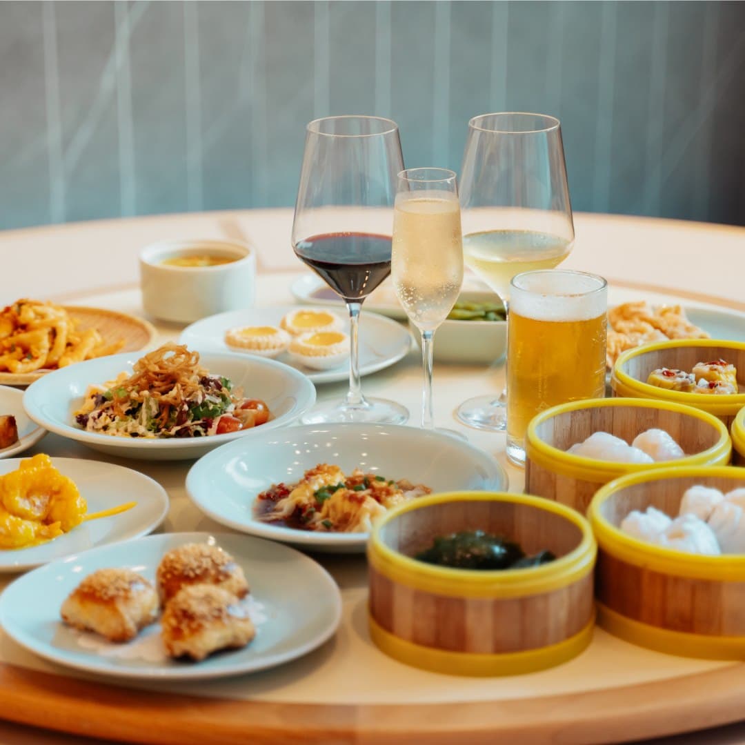 7 Best Places to Eat Crab in Singapore: Beyond Chilli Crab 31 free flowing beer, wines and champagne alongside our Dim Sum & Seafood Ala Carte at Red House Seafood
