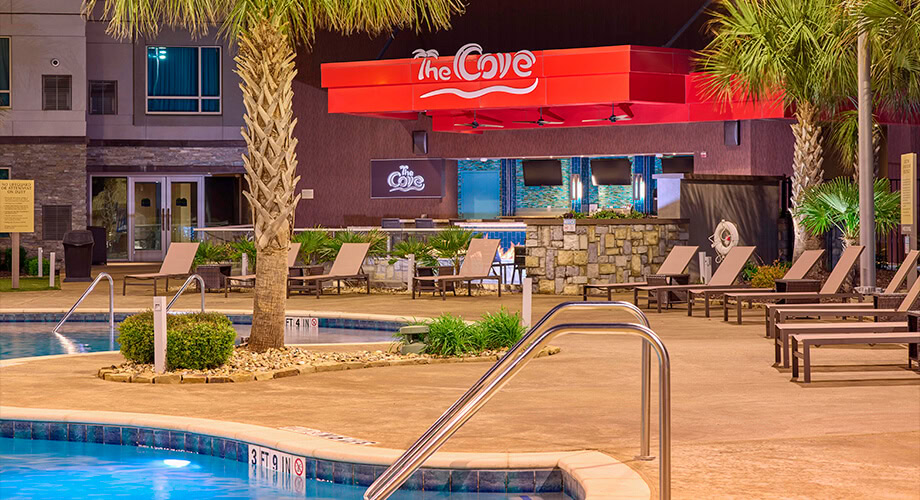The Cove pool bar