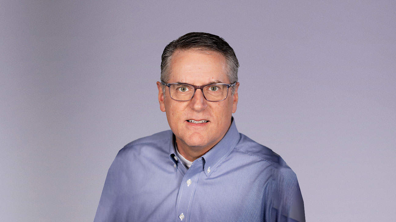 Martin Tucker