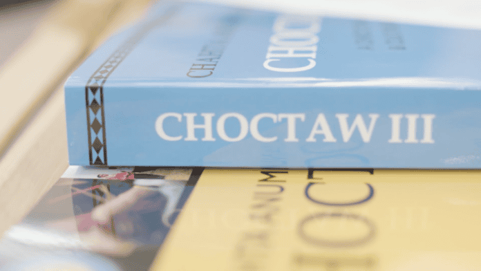 A picture of a Choctaw language book.