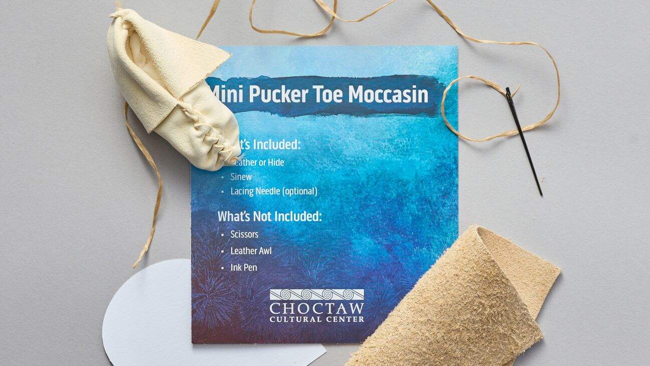 Mini Pucker Toe Moccasins cultural kit