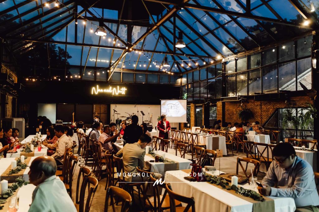 งานแต่งงาน สไตล์ Rustic Greenery พร้อมจัดโต๊ะนั่งทานสวยงาม @ About Studio