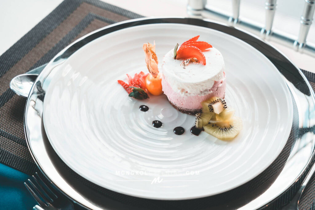Sit down dinner เลี้ยงรับรองลูกค้า ในตีมสีน้ำเงิน @ Ananda