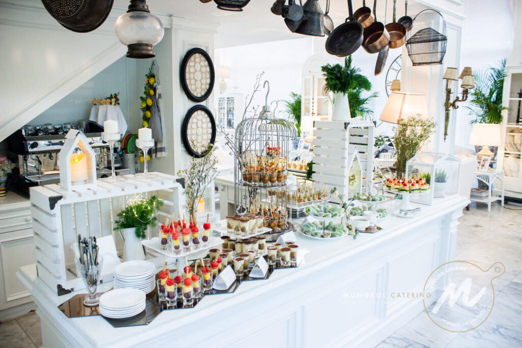 จัดเลี้ยงงานแต่งงาน สองรูปแบบ ค็อกเทลเช้า และบุฟเฟต์เย็น @ Agalico