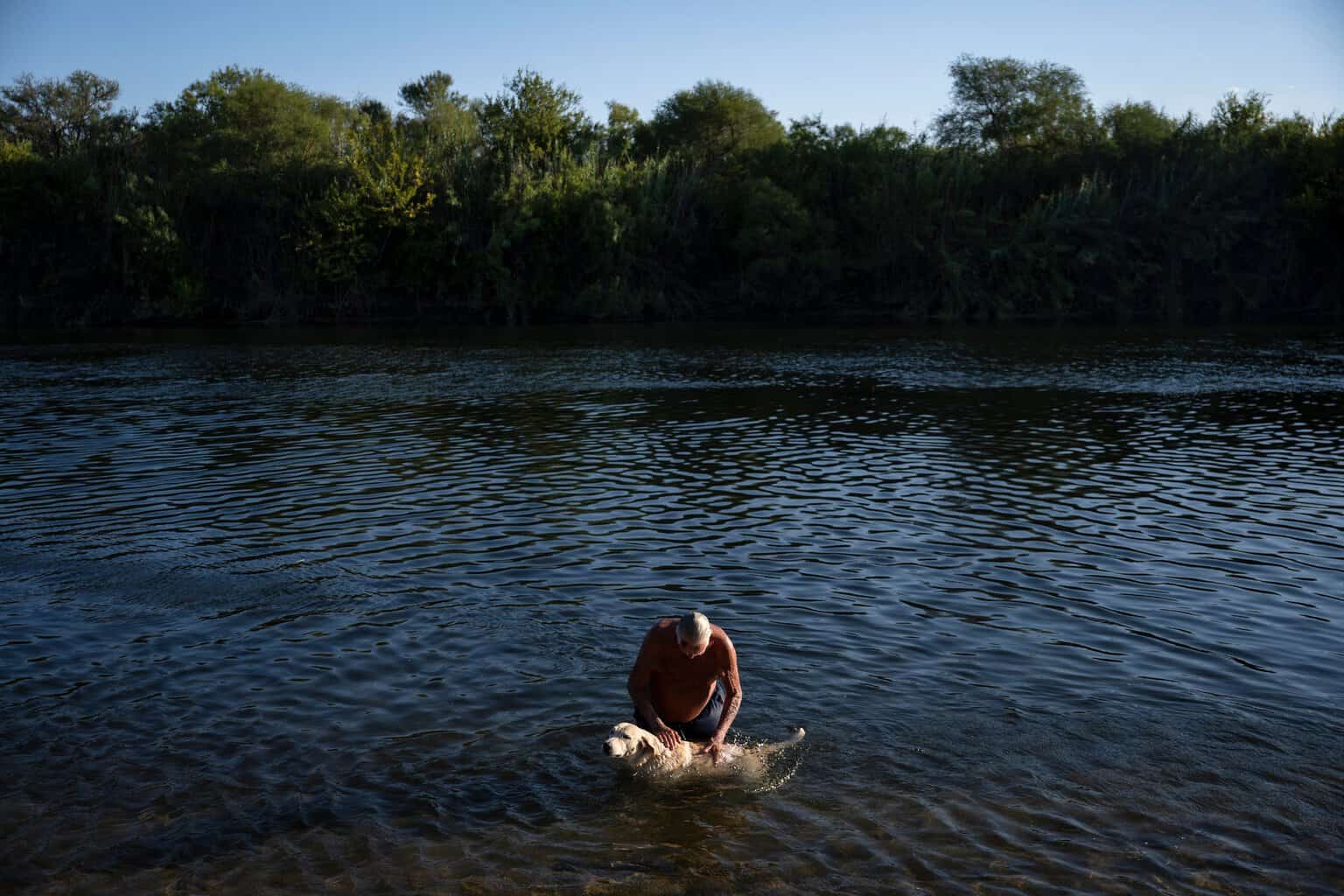 Texas landowners resist border wall