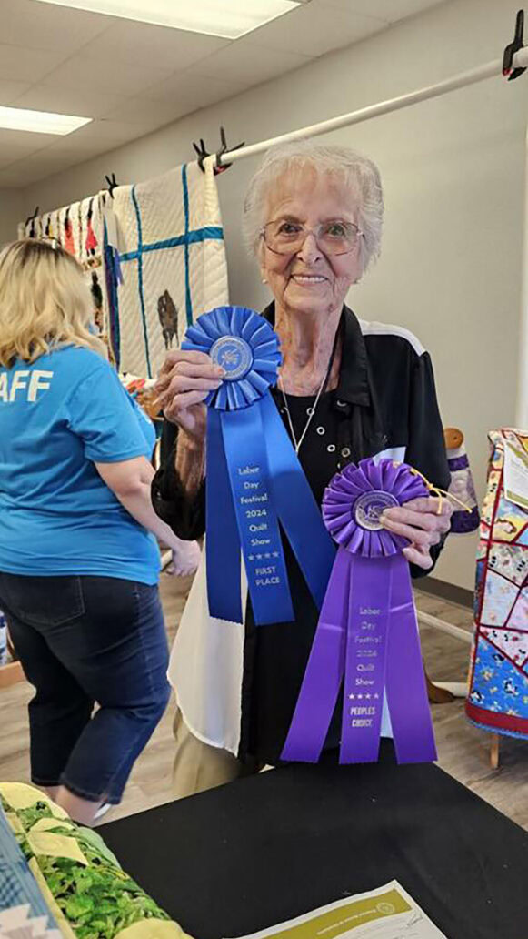 First Place and People's Choice, Lois Thomas