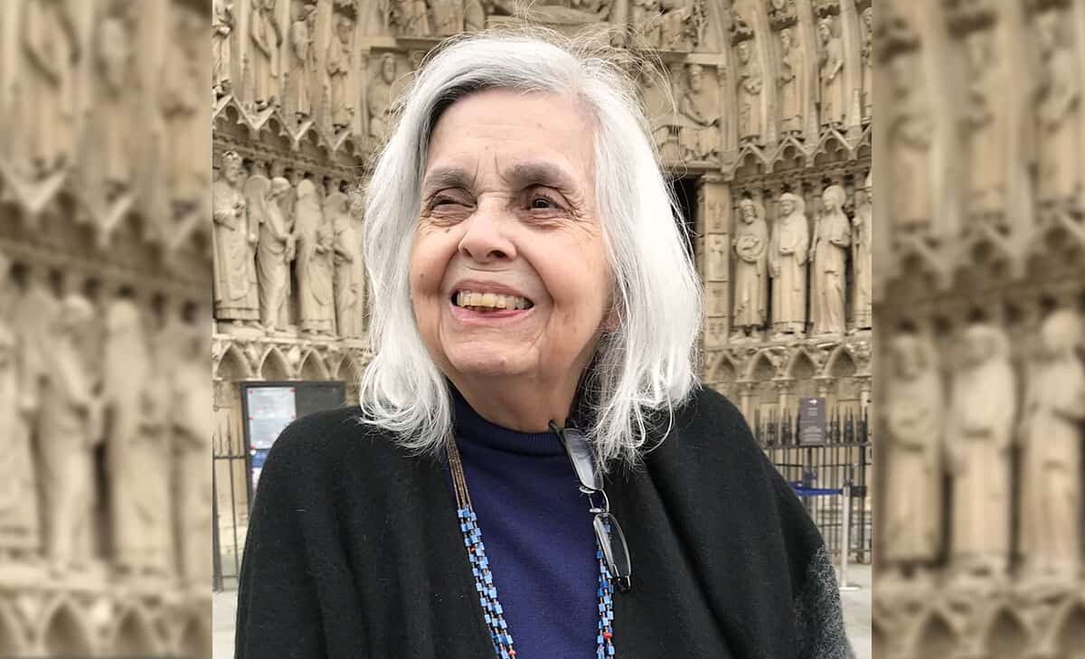 Dr. Clara Sue Kidwell