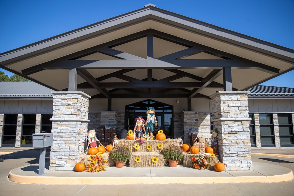 The Battiest Community Center decorated for Thanksgiving.