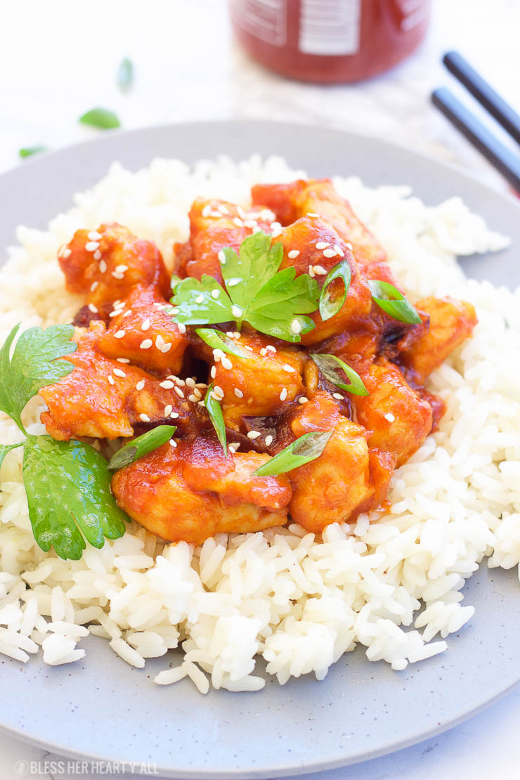 This sriracha lime chicken skillet is a quick and easy 15-minute recipe that sautees juicy chicken pieces and coats them in a sriracha, honey, and lime drizzle. It's sweet and oh so spicy with an asian-flair!