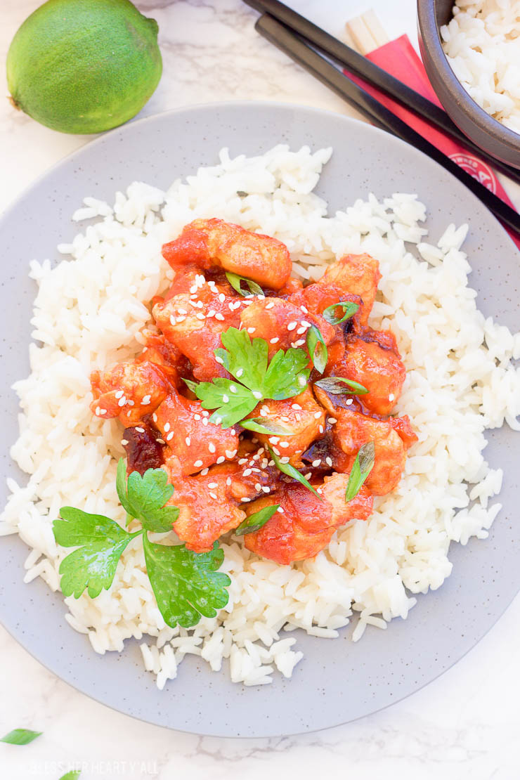 This sriracha lime chicken skillet is a quick and easy 15-minute recipe that sautees juicy chicken pieces and coats them in a sriracha, honey, and lime drizzle. It's sweet and oh so spicy with an asian-flair!