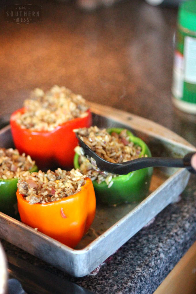 EThe best spicy stuffed bell peppers are so easy to make! They are so easy to make that my hubby even makes them! www.ahotsouthernmess.com