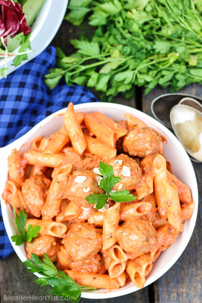 This spicy cream pepper pasta is very simple to put together for a slightly spicy, creamy, italian-inspired dish, perfect for busy weeknights. Top with your favorite protein and crumble cheeses and your pasta will be turned up a notch. Buckle up! www.blessherheartyall.com