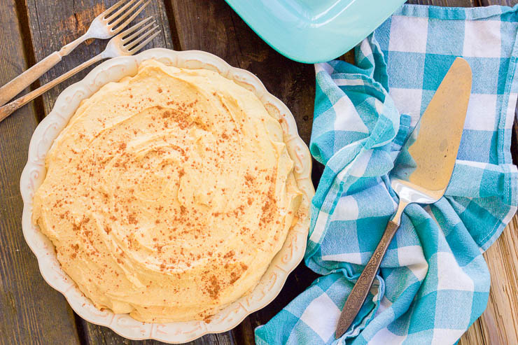 This gluten-free no-bake peanut butter cookie pumpkin cheesecake is made out of a peanut butter cookie crust and filled with a dreamy and creamy pumpkin cheesecake that will satisfy anyone’s sweet tooth this holiday season!