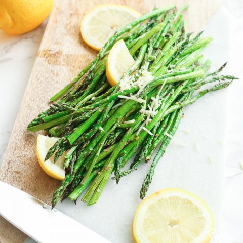 best Air fryer Asparagus recipe. Easy and gluten free