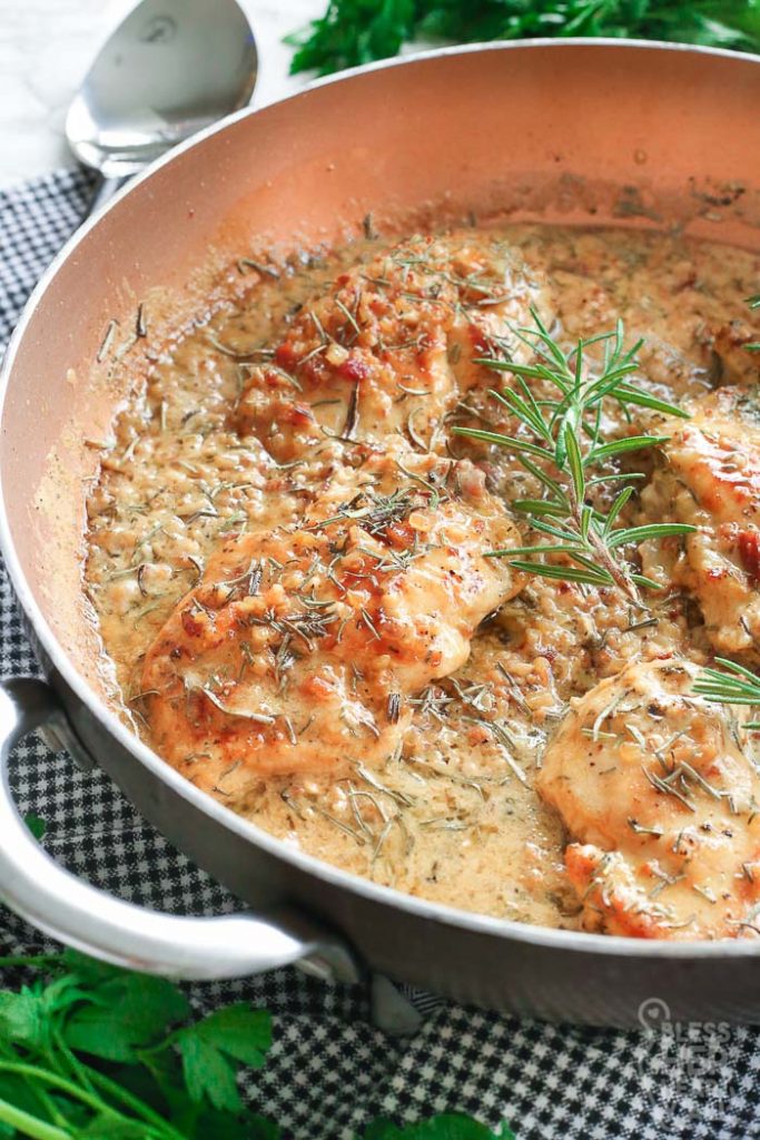 chicken breasts in white wine sauce