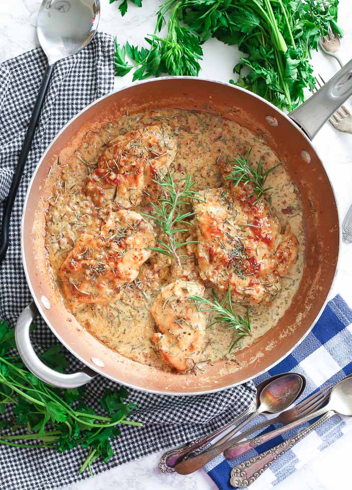 chicken breasts in white wine sauce 