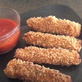 Easy & Crispy Gluten Free Mozzarella Sticks Recipe