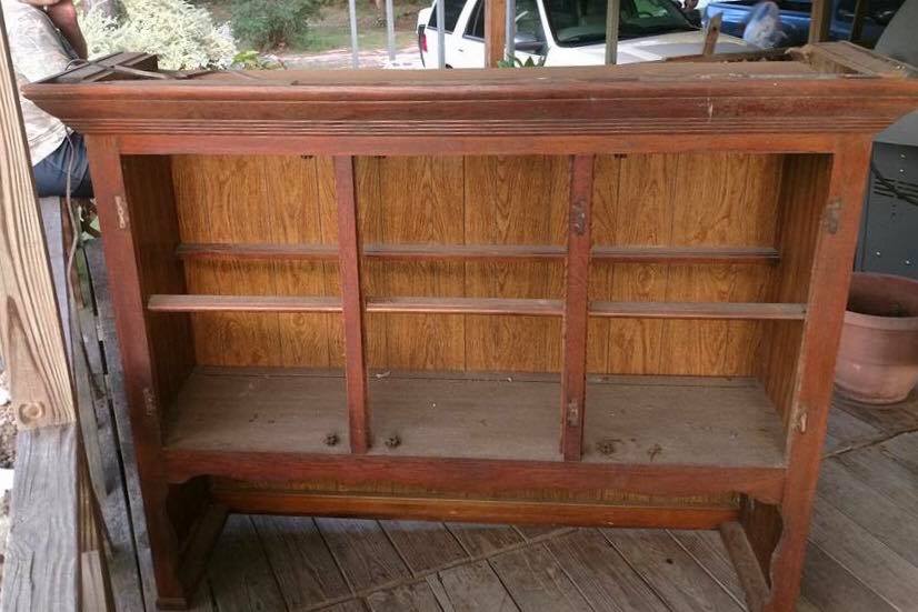 Hutch Top Before 