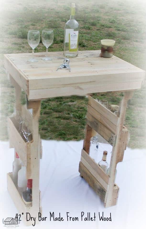 Bar made from pallet wood